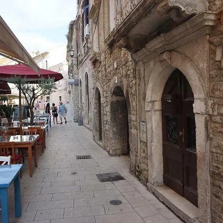 Apartament Corto