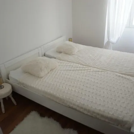 Apartament Corto *