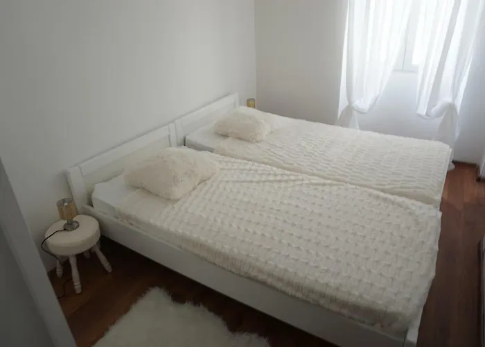 Apartment Corto *